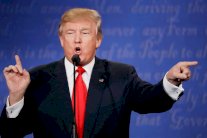 ترامب يناقش العقوبات ضد موسكو مع الاستخبارات