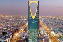 السعودية: مجلس الشورى يٌقر خفض ساعات العمل أسبوعيًا 