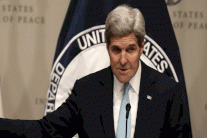 كيري يحذر من سيطرة المتشددين على نفط ليبيا