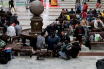 السويد تشجع العمل المؤقت للمهاجرين