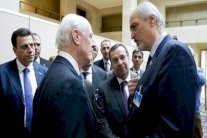 دي ميستورا: إطلاق النظام لسراح الأطفال والنساء خطوة جيدة