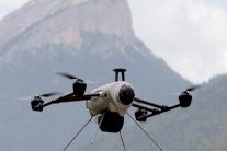 الطائرات دون طيار تشكل 