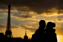 الفرنسيون يلجأون للانترنت بحثًا عن الحب!