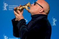 منح جائزة الدب الذهبي لفيلم إيطالي عن اللاجئين