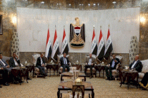 السنة يرفضون قرار العبادي إشراك الحشد في معركة الموصل