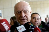 دمشق تنتقد تصريحات دي ميستورا حول المناطق المحاصرة