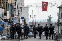 تركيا قد تتخذ اجراءات اضافية ضد المقاتلين الاكراد في سوريا