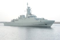 عمان تُنفذ التمرين البحري 