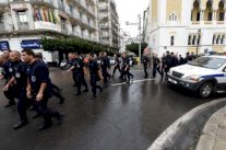 السلطات الجزائرية توقف مشبوها بعلاقته باعتداءات باريس