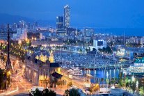 برشلونة نتنظر اللاجئين ... الذين لا يأتون