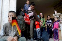 اللاجئون يُثقلون كاهل المانيا