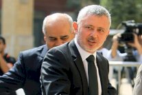 هل يقتنع فرنجية بالتخلي عن شرط حضور حزب الله؟