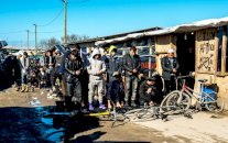 سياسيون: الاتحاد الاوروبي يواجه أزمة وجودية بسبب اللاجئين