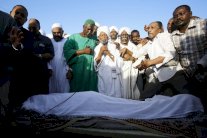 تشييع المعارض السوداني حسن الترابي