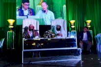 نجاة عائض القرني من إطلاق نار في الفلبين 