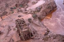 مالكة السد المنهار في البرازيل ستدفع تعويضات ب6,1 مليار دولار