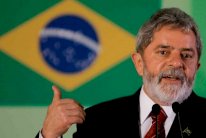 الشرطة تداهم منزل رئيس البرازيل السابق لولا