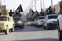 التحالف يقصف منشآت اسلحة كيميائية لداعش