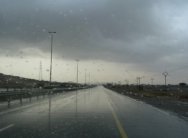 أبوظبي في مهب عاصفة هي الأقسى منذ 15 عامًا