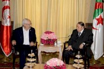 تونس والجزائر يتحدان أمنياً ضد الارهاب