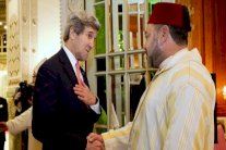 كيري للملك المغربي: موقفنا من الصحراء لم يتغير