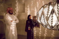 زايد بن سلطان يزور معرض سكة الفني