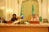 الجبير: على إيران احترام سيادة الدول ووقف دعم الإرهاب