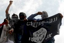 بعد خسارته في تدمر.. هل يتوغل داعش في لبنان؟