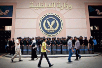 إصابة 22 مسجونًا مصريًّا داخل أقسام الشّرطة بالإيدز