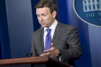 واشنطن ترفض حكومة وحدة وطنية سورية تضم الاسد