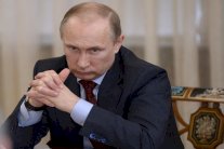 بوتين يشن حملة لإحياء الارث السوفياتي