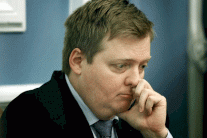 رئيس حكومة أيسلندا أولى ضحايا (أوراق بنما)