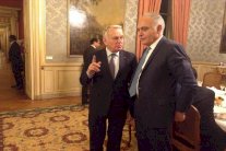 وزير خارجية المغرب يجري مباحثات سياسية في باريس