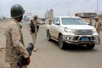 القوات اليمنية تطرد القاعدة من مدينة في جنوب اليمن