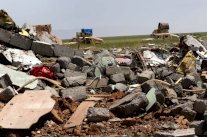 لودريان: التحالف يقصف أربعة مراكز قيادية لداعش في الموصل