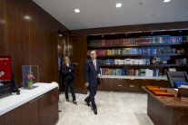 من سيجلس على كرسي بان كي مون؟