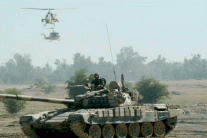 إيران تستعرض قوتها بمناورات (الرسول الأعظم)