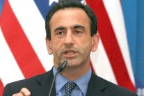  مستشار سابق لأوباما: كان علينا قصف الأسد