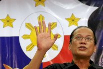 الرئيس الفيليبيني يتعهد القضاء على جماعة