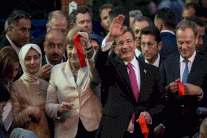 أنقرة تجدد الدعوة إلى رفع التأشيرة عن مواطنيها