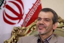 عراقيون: السفير الايراني هو الحاكم الفعلي للبلاد