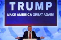 ترامب ينتقد كلينتون وكروز قبل انتخابات انديانا