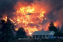 حريق غرب كندا الهائل يخرج عن السيطرة