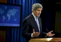 كيري يشير الى