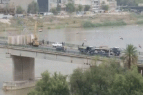 بغداد مقطّعة الأوصال وتظاهرات غضب ضد البرلمان