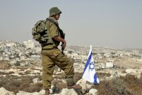 بدء محاكمة جندي إسرائيلي متهم بالاجهاز على فلسطيني جريح