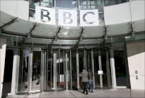 لندن تكشف عن إصلاحات في طريقة عمل بي بي سي