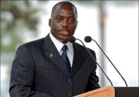 المحكمة الدستورية تسمح لرئيس الكونغو الديموقراطية بالبقاء في منصبه