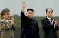 عرض ضخم في بيونغ يانغ لتكريم كيم جونغ-اون