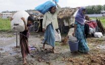 خمسة قتلى مع اقتراب الاعصار روانو الى بنغلادش